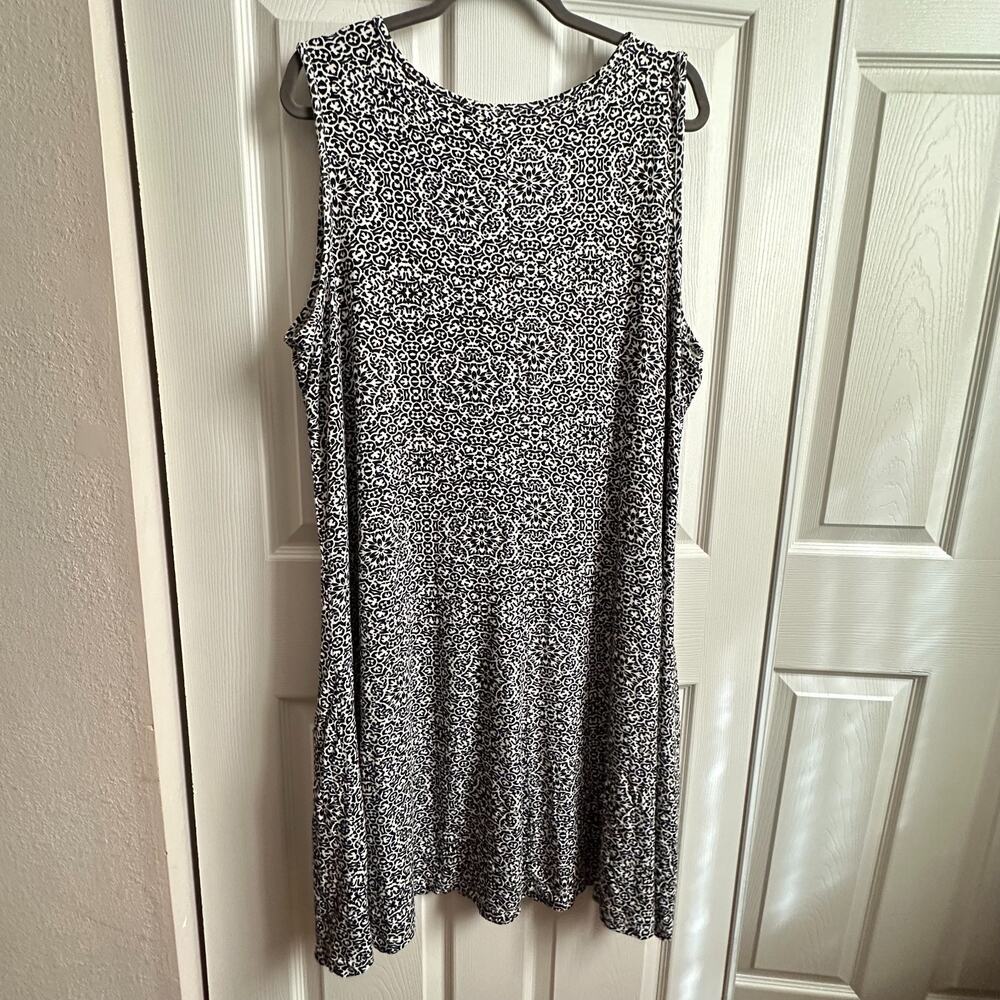 Croft & Barrow Womens 2X Black White Jersey Knit Sleeveless Midi Pullover Dress - Picture 3 of 5